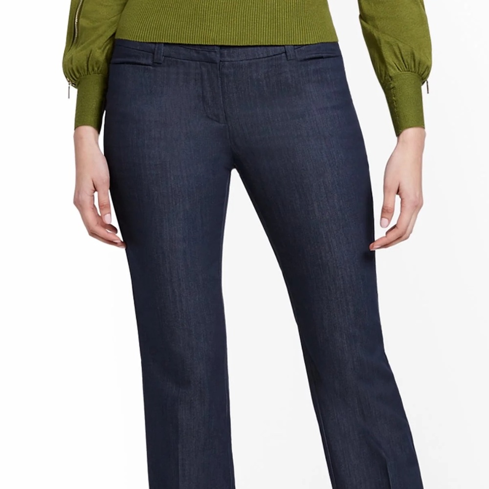 New York and Company Straight Leg Crop Pant NWT Size 16